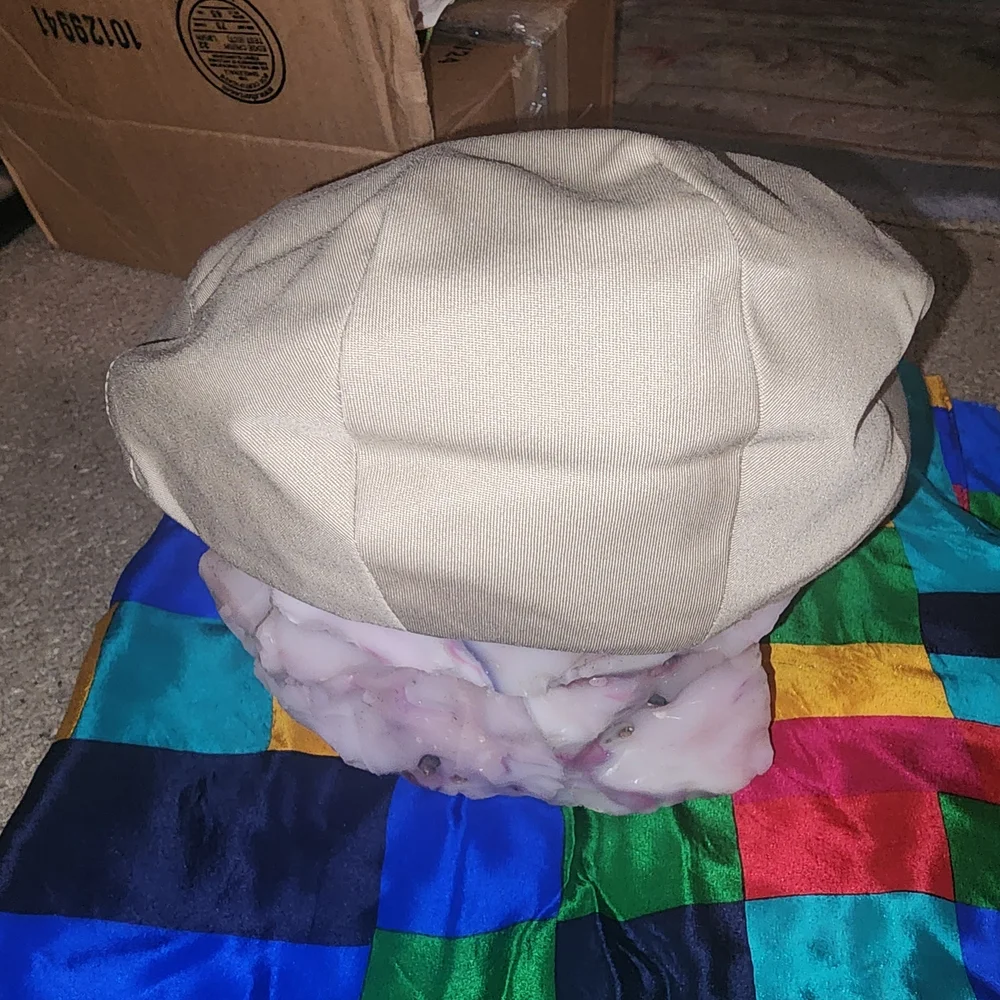 Vintage Burberrys Flat Cap with Nova Lining. - Picture 6 of 7